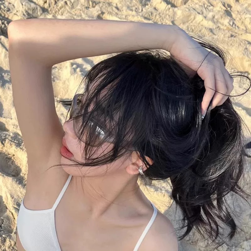 Kính xám bóng mờ thời trang Y2K
