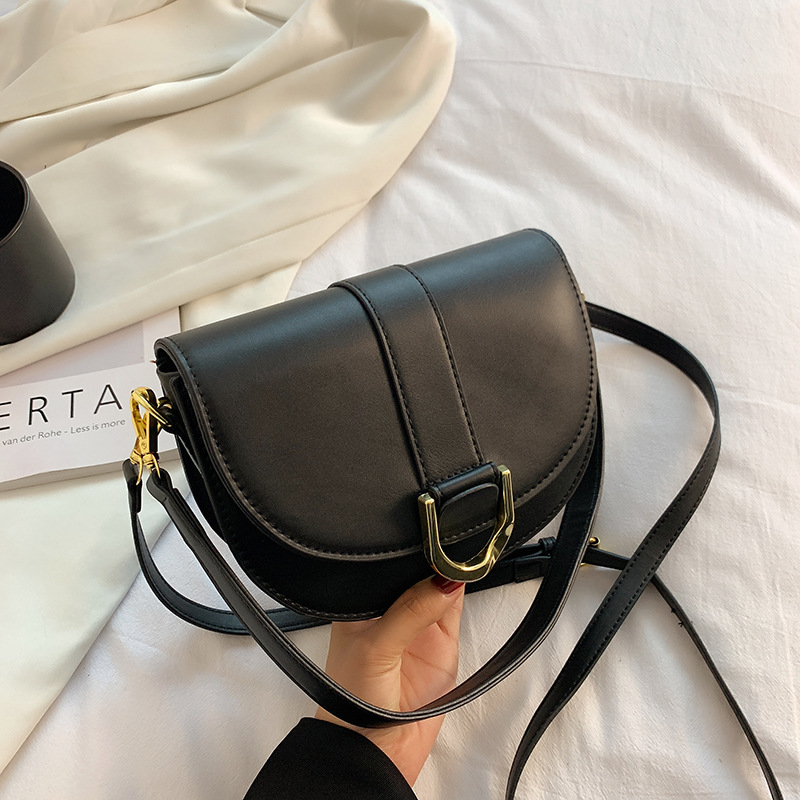 Túi xách nữ túi đeo vai phiên bản thời trang Hàn Quốc đeo xát nách dáng yên ngựa - HDB010