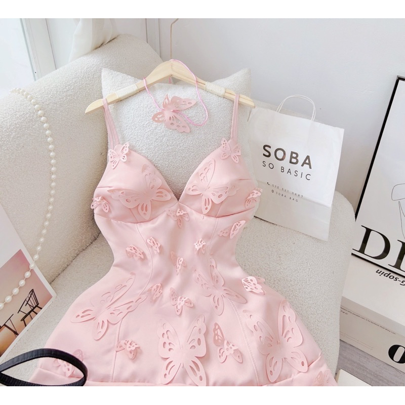 Đầm 2 dây xẻ kết hoa