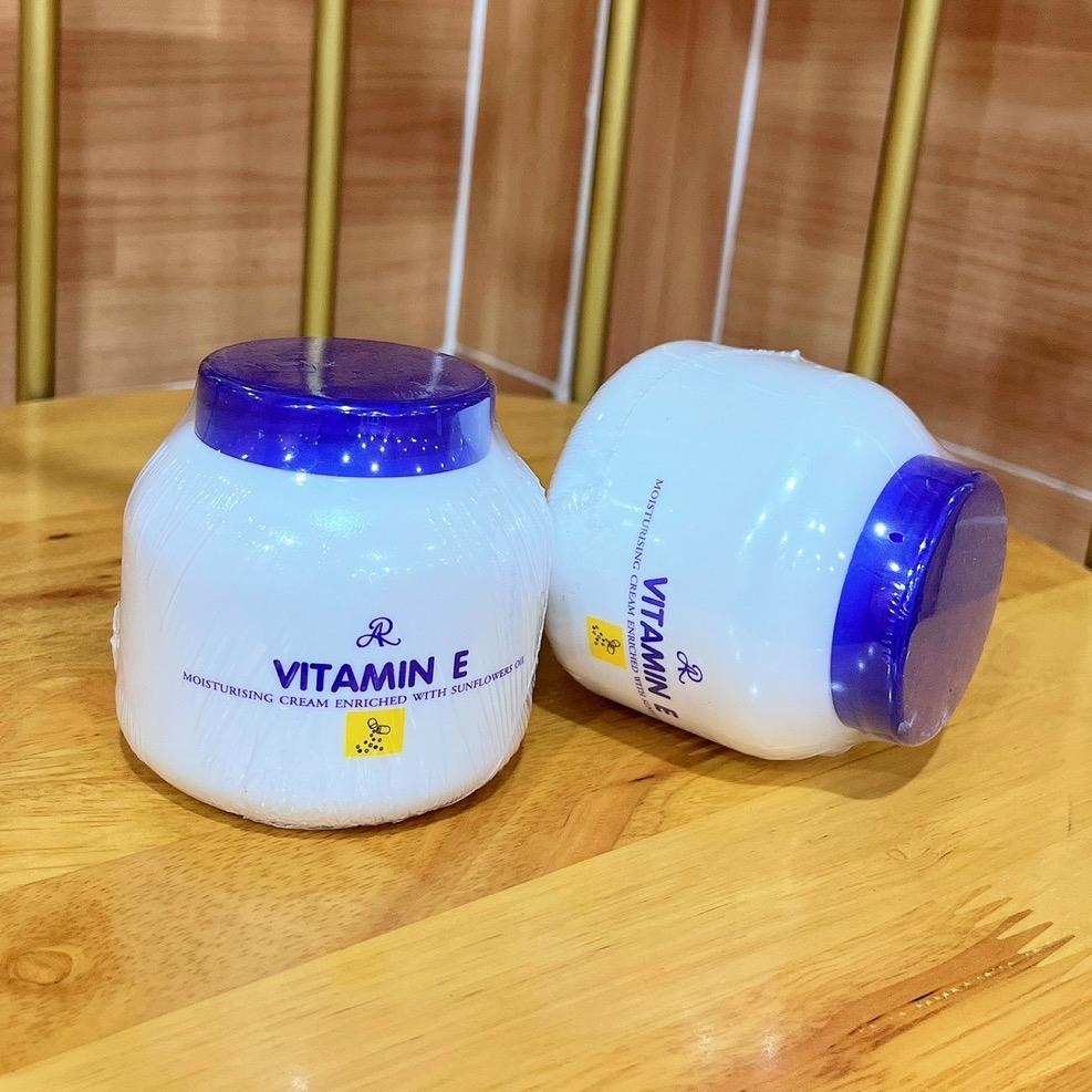 VITAMIN E DƯỠNG ẨM MỀM MỊN DA