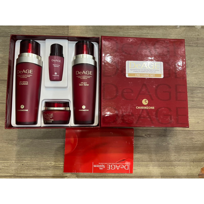 Bộ chăm sóc da ngăn lão hóa 4 món CHARMZONE DeAGE CRD