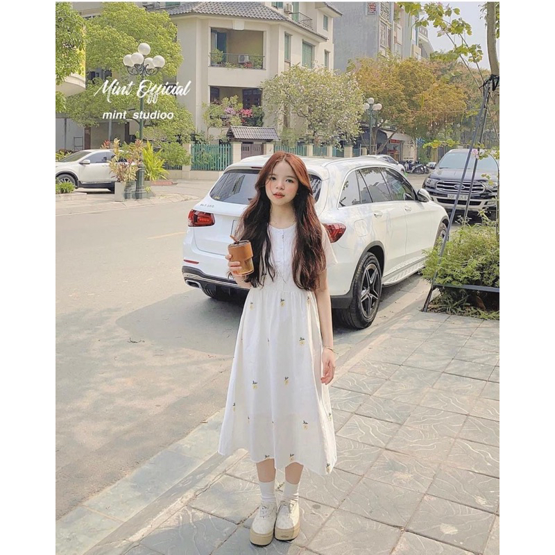 Váy Babydoll thêu hoa cúc Đầm váy dáng dài thêu hoa thắt eo