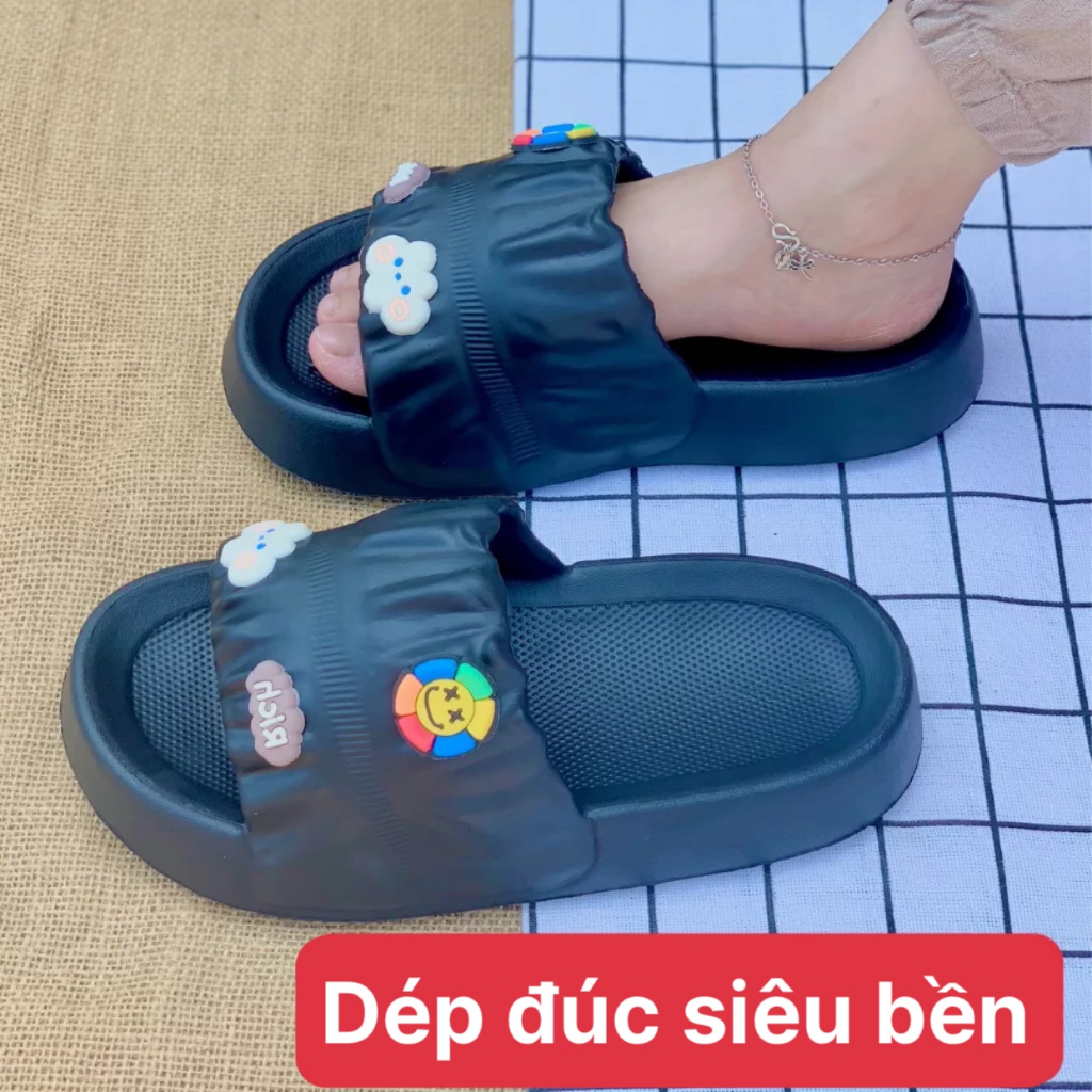 Dép bánh mì nữ quai ngang nhúm có gắn sticker đế cao 3cm đi mưa chất liệu eva kiểu dáng unisex ulzzang-giày dép 555