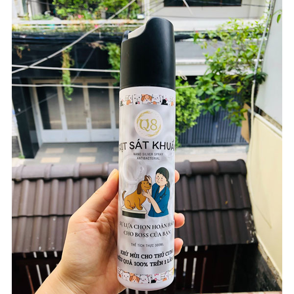 Xịt sát khuẩn khử mùi Q8 cho thú cưng
