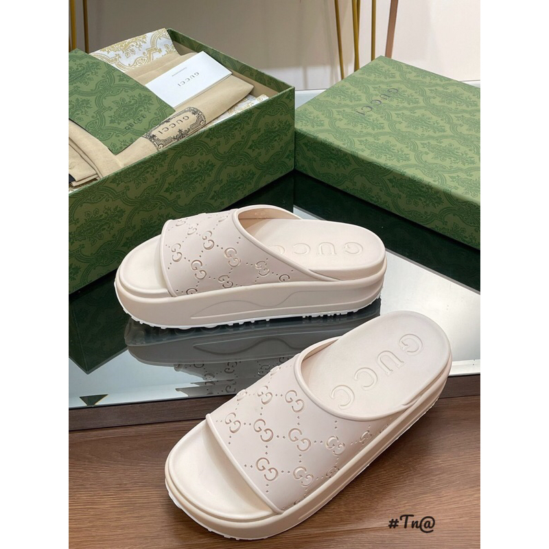 WS | Dép Xuồng gc 2 màu size 35/39 Fullbox