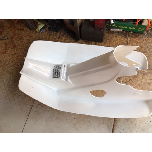 Bửng xe cup 82 .yếm xe cúp 82 DD Đời đầu  hàng liên doanh cao cấp