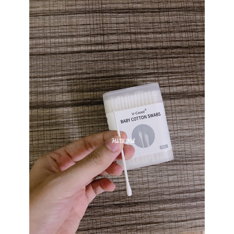 Tăm bông cho bé sơ sinh VCoool, hộp 200 que, bông tự nhiên kháng khuẩn an toàn cho trẻ, sử dụng tiện lợi Habikid