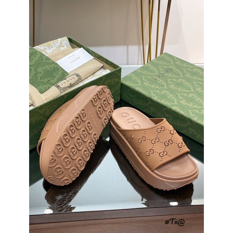 WS | Dép Xuồng gc 2 màu size 35/39 Fullbox