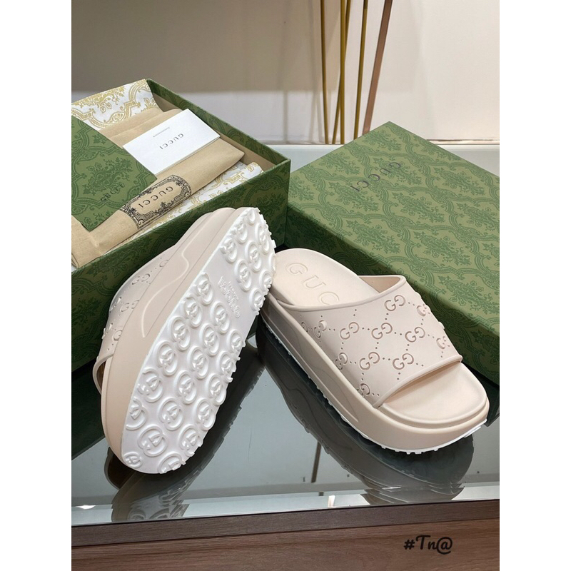 WS | Dép Xuồng gc 2 màu size 35/39 Fullbox