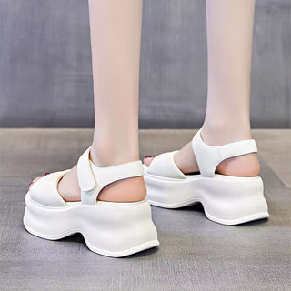 Sandal Nữ Kiểu Dáng Basic Dễ Phối Đồ, Đế PU Siêu Nhẹ, Sandal Học Sinh