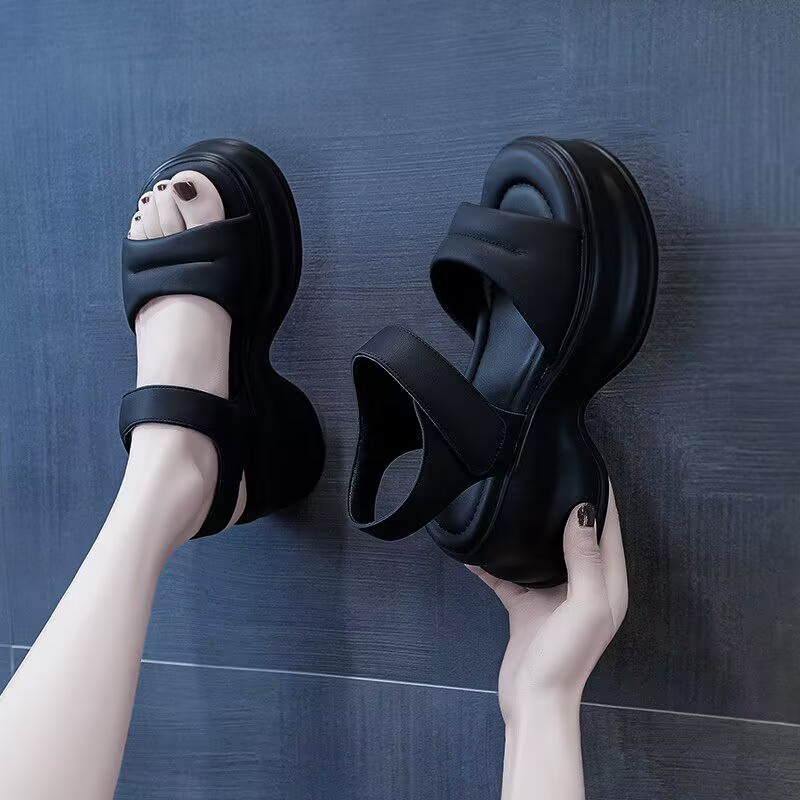 Sandal Nữ Kiểu Dáng Basic Dễ Phối Đồ, Đế PU Siêu Nhẹ, Sandal Học Sinh