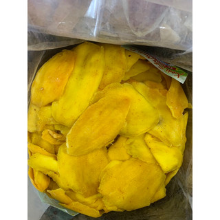 Xoài sấy dẻo muối ớt chua cay hộp 500gr