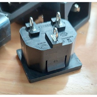 Jack nguồc AC 3 chân.10A-250V. (Ổ cắm nguồn AC 3 chân).