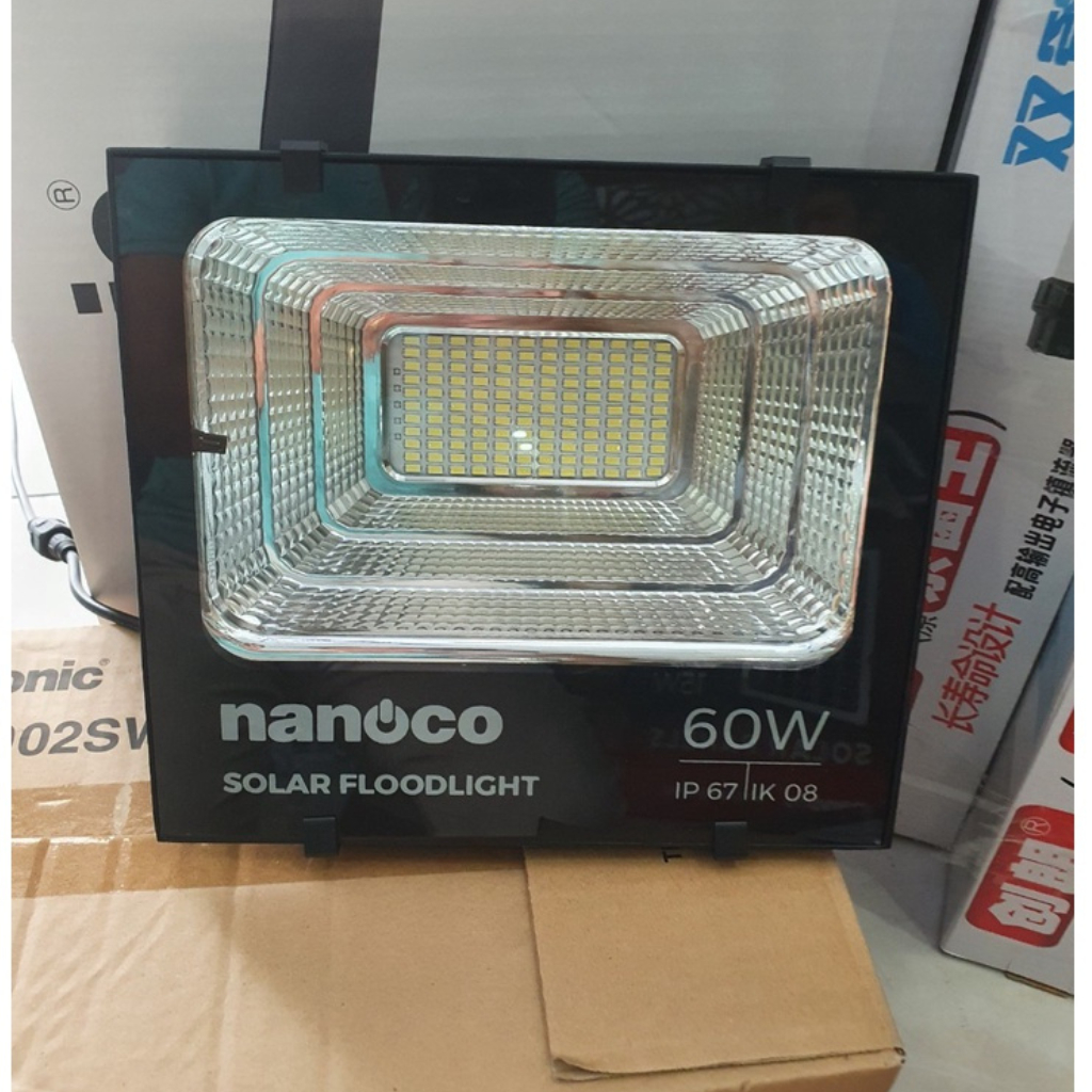 Đèn Pha LED Solar 40W-60W-100W-200W-300W NLFS Nanoco - Ánh sáng trắng - Sử dụng năng lượng mặt trời