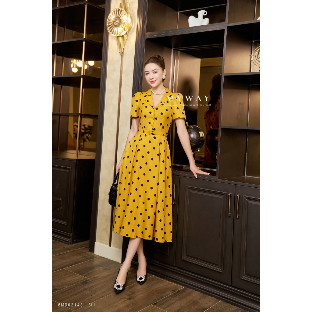 Đầm Xòe Nữ MY WAY Cổ Vest Họa Tiết Chấm Bi Sang Trọng 6MD02143