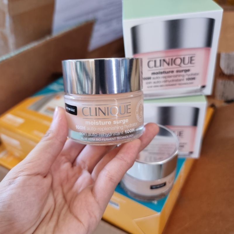 Kem cấp ẩm sâu siêu thoáng nhẹ Clinique Moisture Surge 100h 125ml