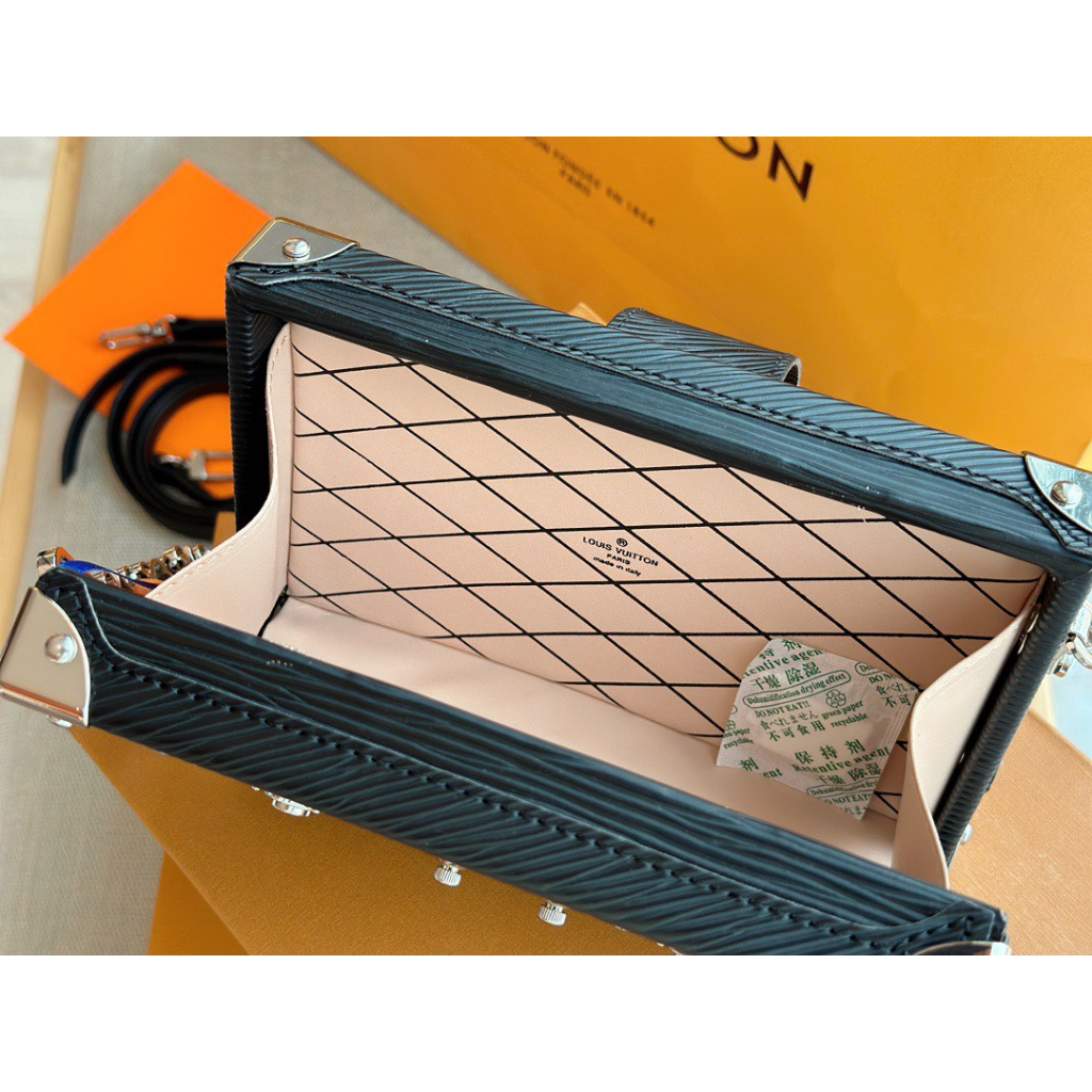 Túi Xách Cốp Eo vì Petite  Size 20cm Màu Đen