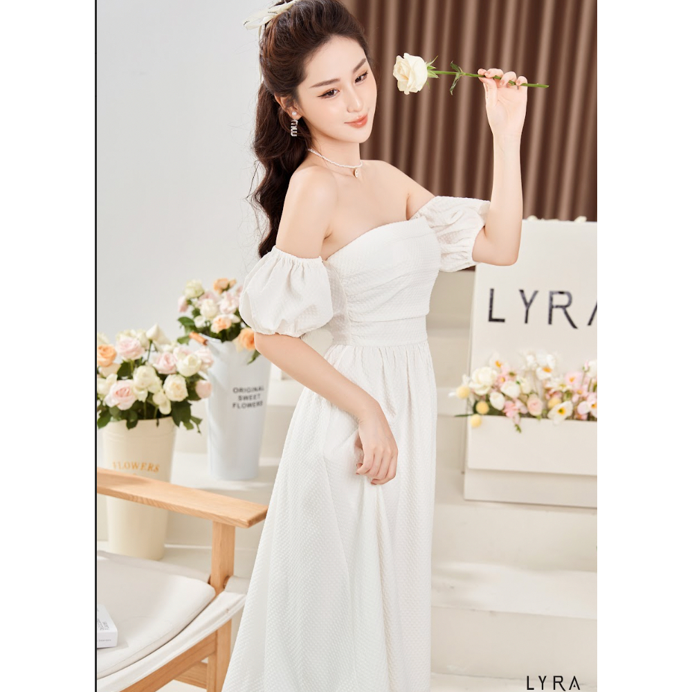 Đầm xốp LYRA trắng cúp ngực thân trên xếp ly tay lồng đèn rời nhẹ nhàng, nữ tính - LWNVD010