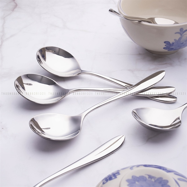 Muỗng soup miệng tròn 17.8cm Browne - CHẤT LIỆU INOX 18/10 (304)