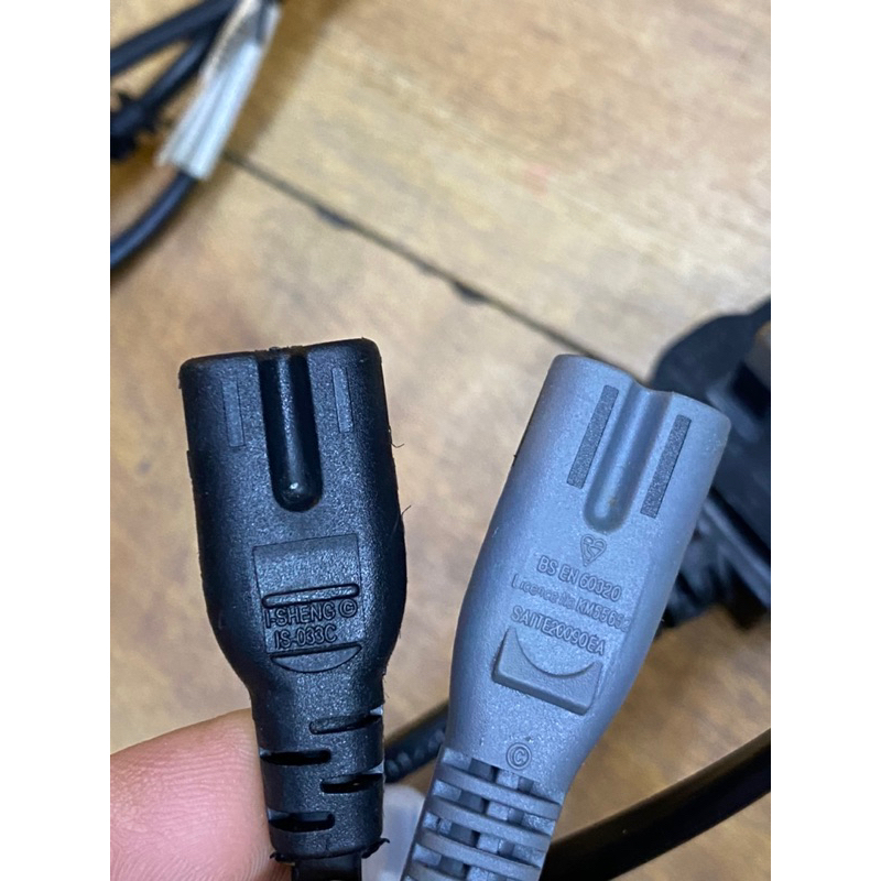 Dây nguồn 3 chấu UK to C7   dài 40cm , 2x0.75mm dây theo máy dùng cho máy in màu CANON -EPSON