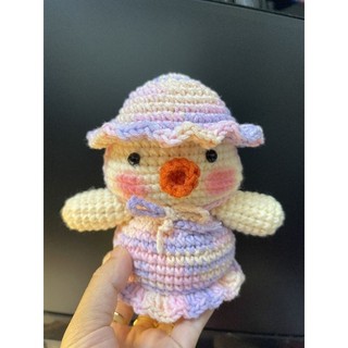 Bé VỊT đội nón mặc váy bằng Len handmade size 15x13x8