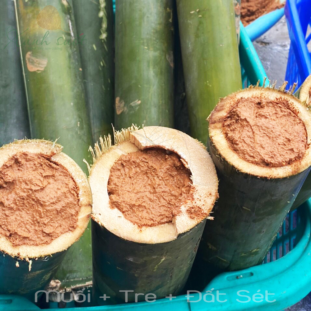 MUỐI HẦM TRE SAHU 300g - BAMBOO SALT -  Muối biển tự nhiên  - Nung trong ống tre - Mặn dịu ngọt hậu - Xanh Suốt SG