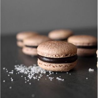 MUỐI HẦM TRE SAHU 300g - BAMBOO SALT -  Muối biển tự nhiên  - Nung trong ống tre - Mặn dịu ngọt hậu - Xanh Suốt SG