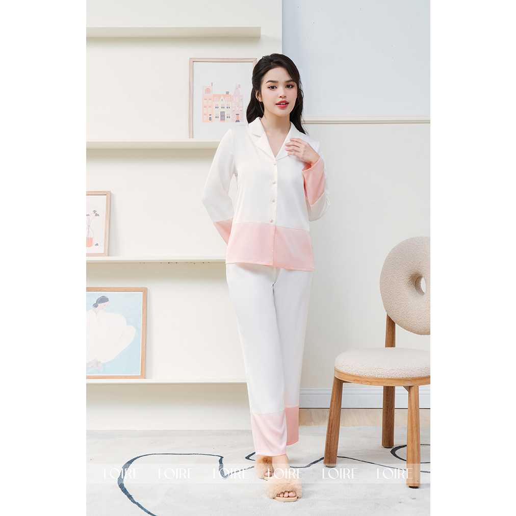 Bộ Pijama Lụa Trắng Phối Màu Pastel Cúc Bọc Loirechic LPD19