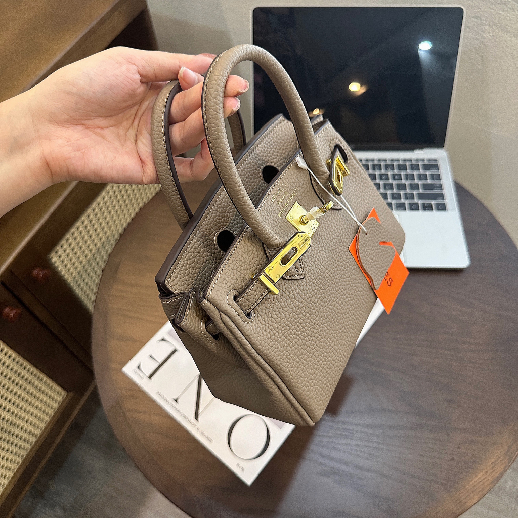 Túi xách nữ HM Birkin da hạt size 20 kèm charm hàng xuất dư 1:1 nobox -Linastore