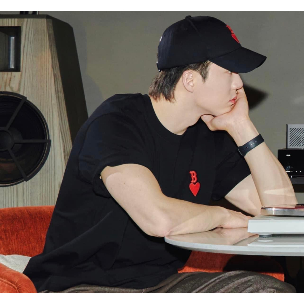 Áo thun M*L*B unisex