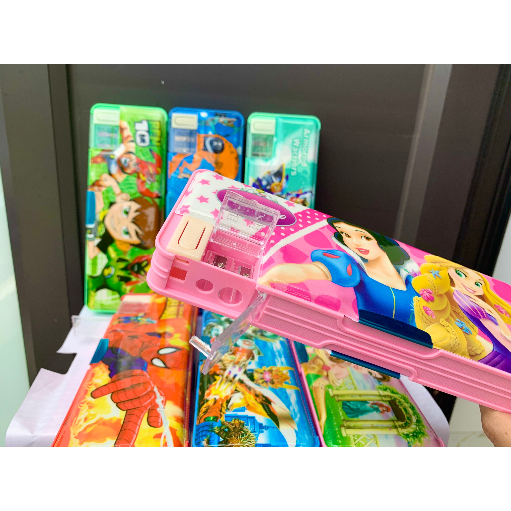 Hộp Bút Nhựa Nam Châm 2 Mặt Cao Cấp Đủ Mẫu Mã, Hộp Đựng Bút Kèm Gọt Chì In Hình Siêu Nhân,Công Chúa