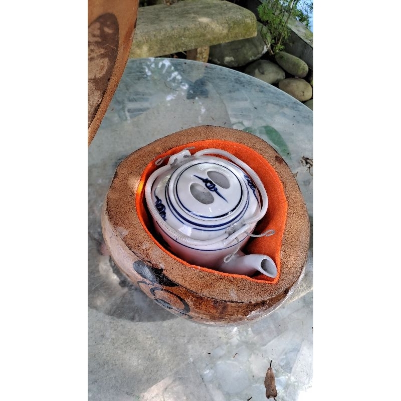 Combo quả dừa giữ nhiệt bình trà có đế, sơn bóng kèm ấm trà một lít, viết chữ thư pháp