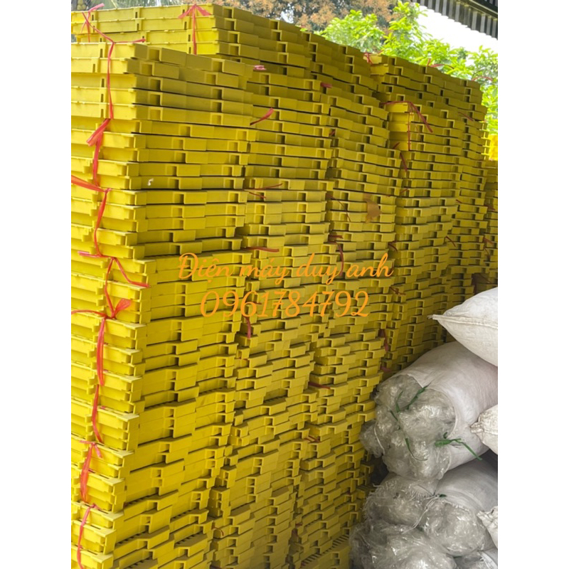 Tấm lót sàn nhựa cho lợn , chó