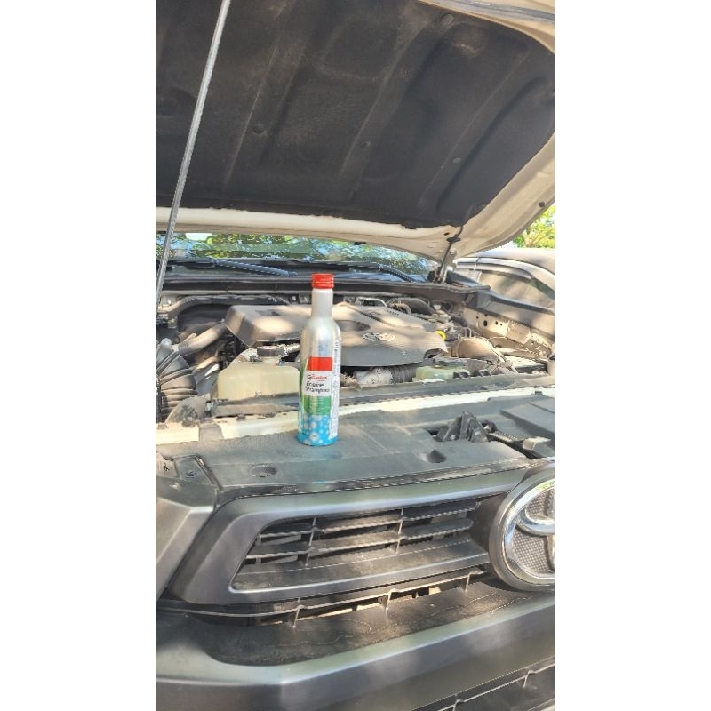 Dung dịch vệ sinh làm sạch động cơ ôtô xe máy Castrol 300ml