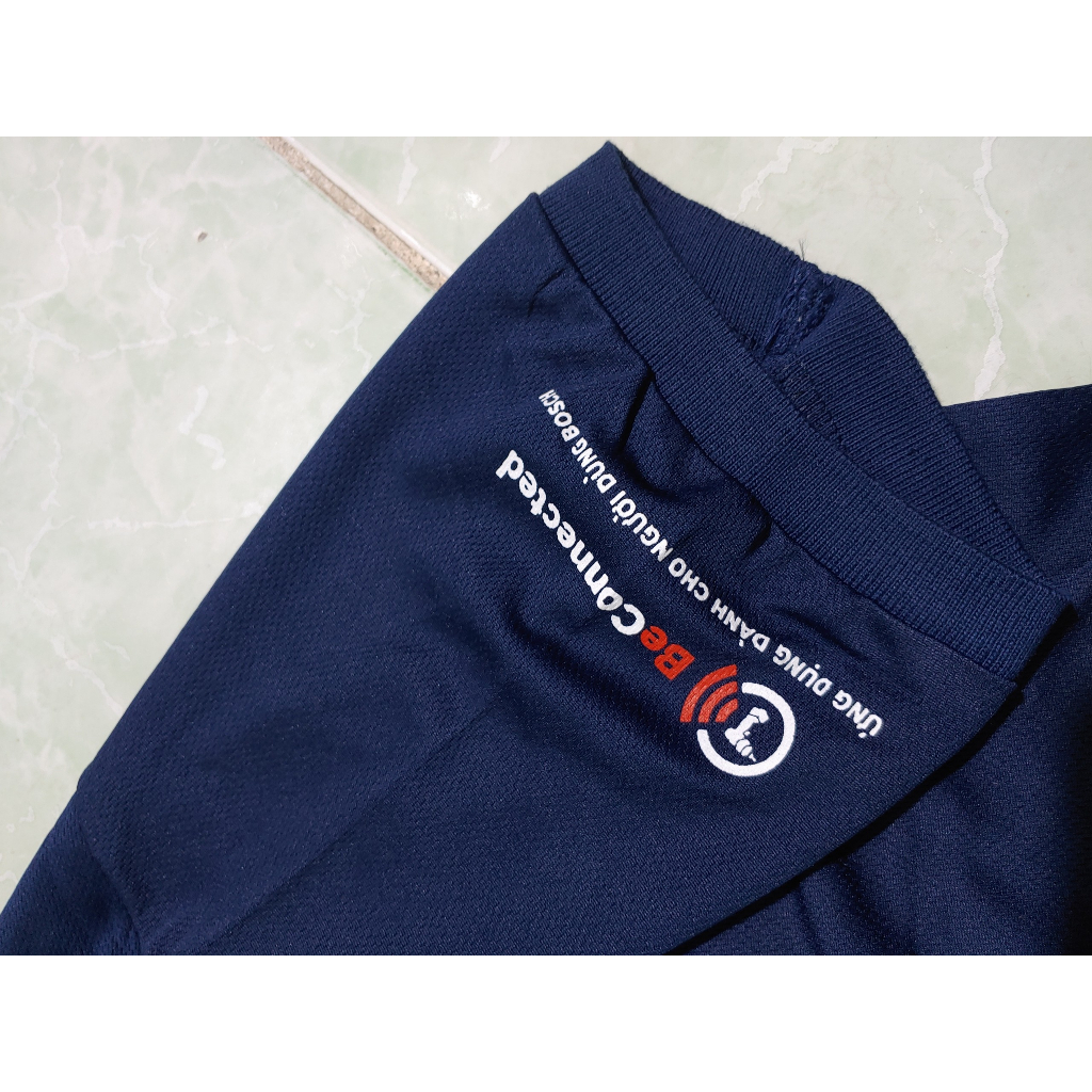 Áo thun Bosch có cổ