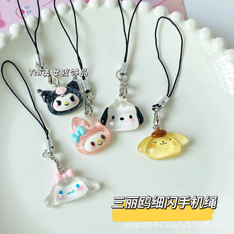beautycoco🍊Dây Đeo Điện Thoại Trong Suốt Lấp Lánh Hình Cinnamoroll Có Cổng