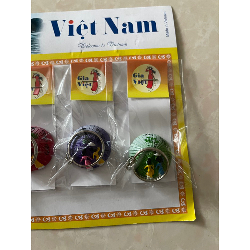 MÓC KHOÁ HÌNH NÓN LÁ VIỆT NAM HANDMADE