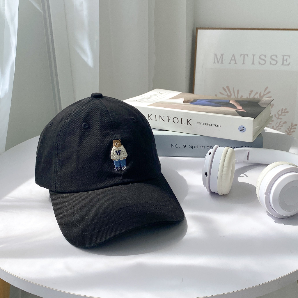 Mũ lưỡi trai Whoau nam nữ họa tiết gấu thêu, vải cao cấp chính hãng.