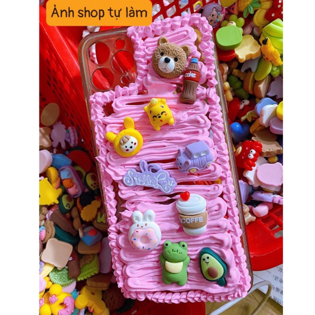 Set nguyên vật liệu trang trí ốp lưng bằng kem keo tặng kèm 10 charm theo tone màu tuỳ chọn