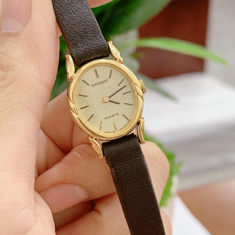 Đồng hồ si nữ hiệu Orient, kiểu dáng vintage, dây da