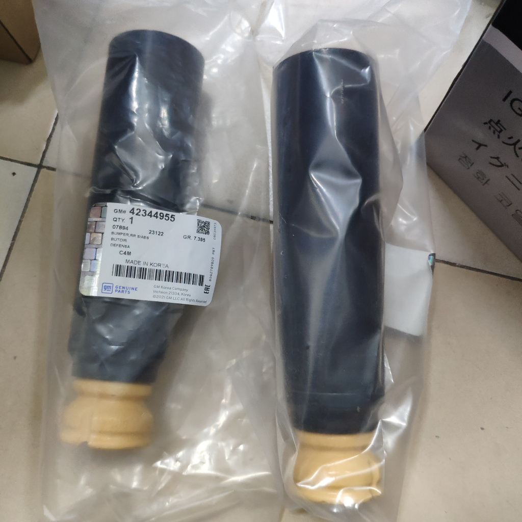 Cao su Tăm bông liền chụp bụi giảm xóc sau Fadil hàng GM 42344955 giá 1 chiếc