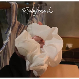 Dây buộc tóc scrunchies màu kem dễ thương
