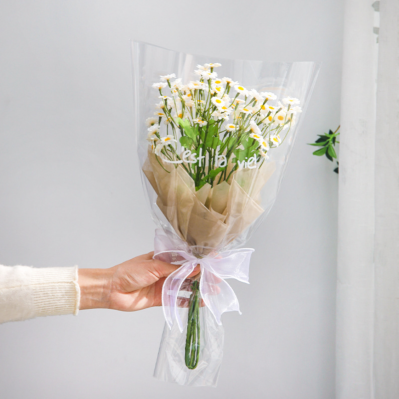 Giấy kính gói hoa chữ trắng