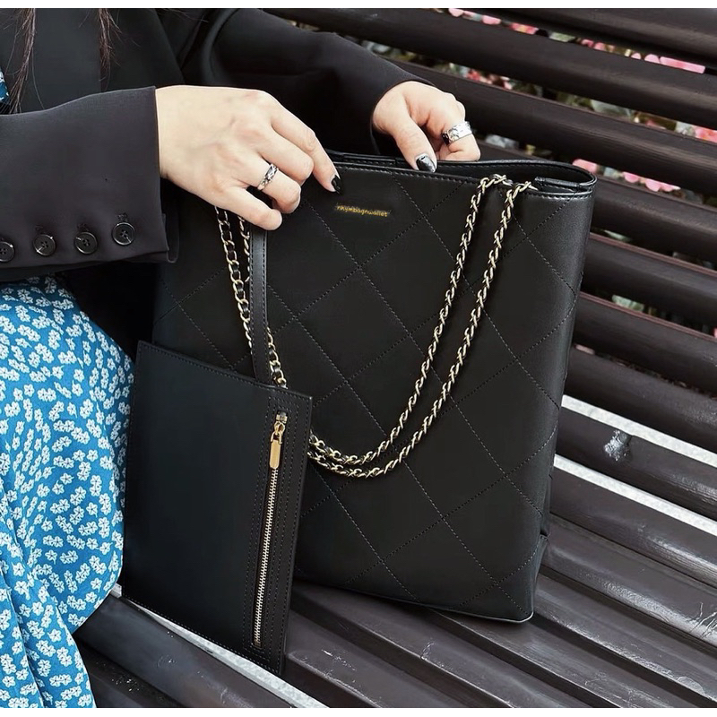 Túi đeo vai kèm ví chất da lì