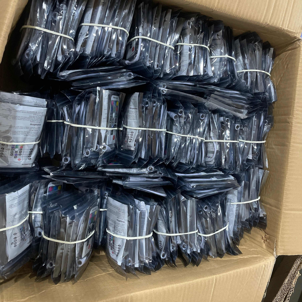 Bộ điều khiển led từ xa không dây xuyên tường RF 17 key DC 5-12-24VDC --- dành cho led RGB 5050/3528 4 chân