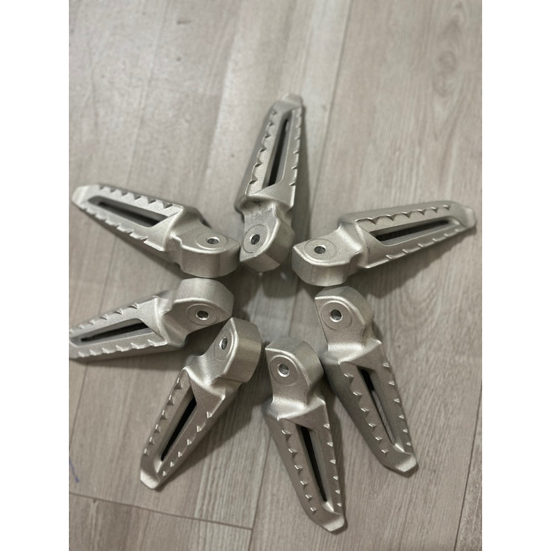 Gác Chân sau xe Ab,vario,…