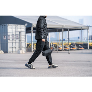 Túi Đeo Chéo Tomtoc Lightweight Codura Sling Bag H02-A04