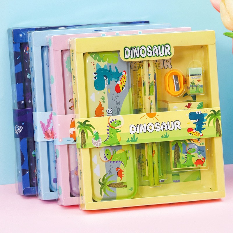 Hộp 7 món dụng cụ đồ dùng học tập chọn mẫu cho bé gồm hộp bút - thước kẻ - 2 chì - hộp 6 sáp màu - gọt chì - gôm tẩy