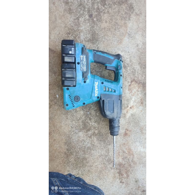 Thân máy khoan bê tông 36v makita 4 chức năng sử dụng 2 pin 18v