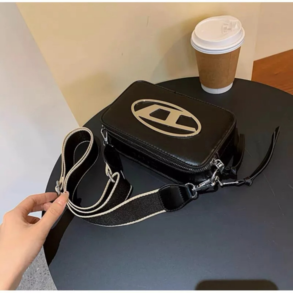 Túi đeo chéo đeo vai phong cách trẻ trung năng động 3 màu